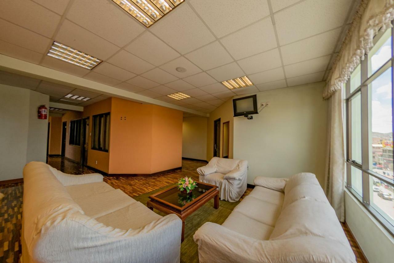 Hotel Oporto Oruro Eksteriør bilde